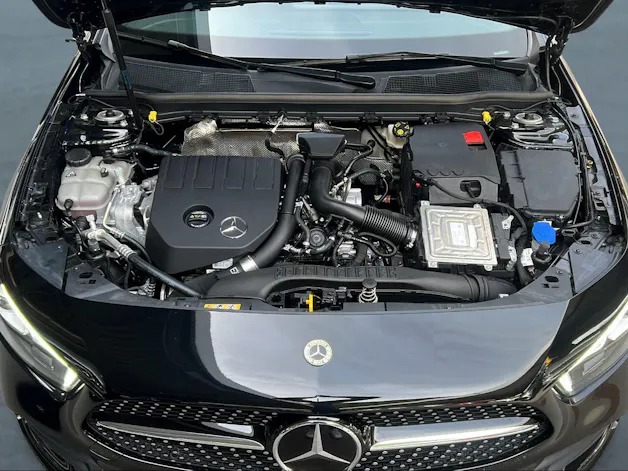 Mercedes-Benz A 250 AMG Line 4m