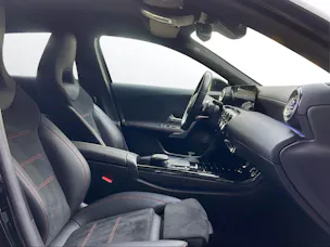 Mercedes-Benz A 250 AMG Line 4m