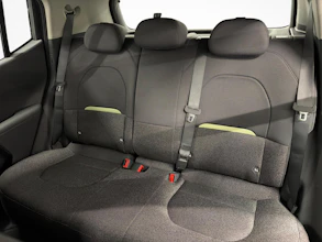 https://vehicle.imgix.net/4301558/9586eed4-f9ad-454d-bdcf-fc986786cf7f.jpg