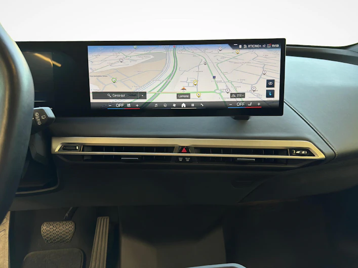 Fahrzeugbild BMW iX