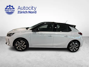 https://vehicle.imgix.net/4301626/b5b3136a-fe2b-45b9-bb43-8303397220c8.jpg