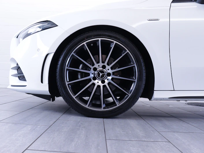 Fahrzeugbild MERCEDES-BENZ A 180