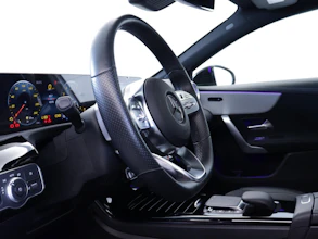 https://vehicle.imgix.net/4301729/f99b89a0-98c6-466c-a998-4adee7267560.JPG