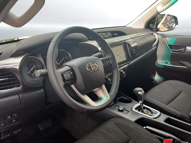 Toyota Hilux Double Cab.-Pick-up 2.8 D-4D MHEV 204 Style
