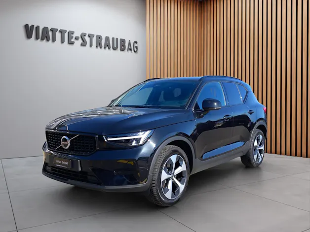 Volvo XC40 2.0 B3 MH Plus Dark