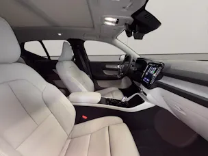 Volvo XC40 2.0 B4 MH Ultra Dark