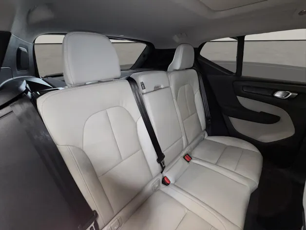 Volvo XC40 2.0 B4 MH Ultra Dark