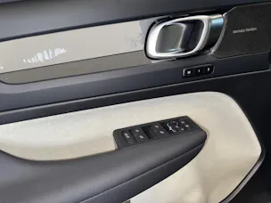 Volvo XC40 2.0 B4 MH Ultra Dark