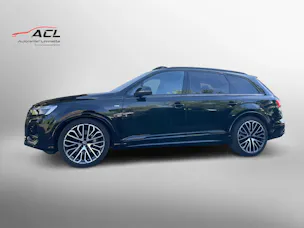 Audi Q7 55 TFSI S line quattro tiptronic