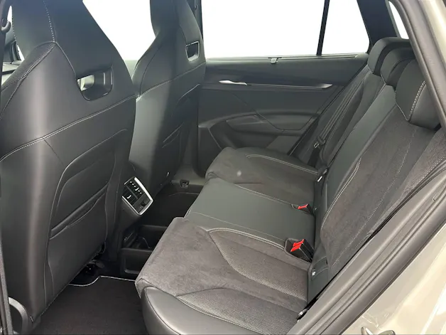 Škoda Elroq 85x Sportline 4x4
