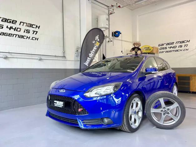 Ford Focus 2.0 SCTi ST-2