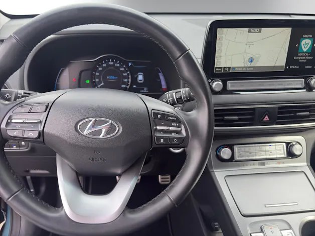 Hyundai Kona EV Amplia