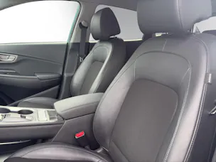 Hyundai Kona EV Amplia