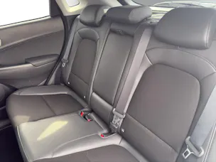 Hyundai Kona EV Amplia