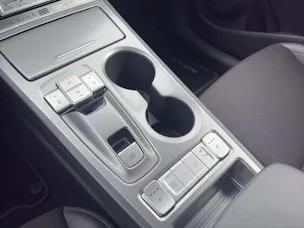 Hyundai Kona EV Amplia