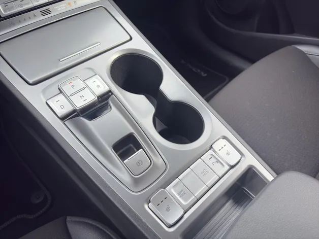 Hyundai Kona EV Amplia