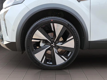 MITSUBISHI GRANDIS 9
