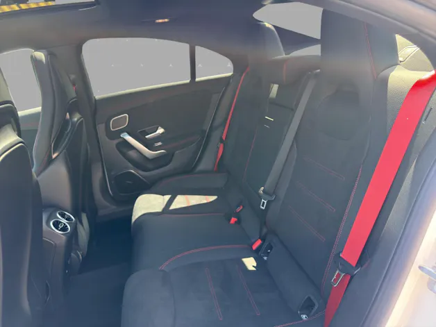 Mercedes-Benz CLA 35 AMG 4Matic 8G-DCT