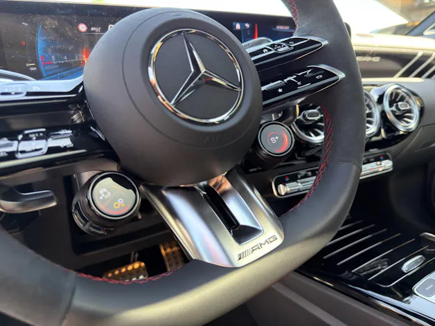 Mercedes-Benz CLA 35 AMG 4Matic 8G-DCT
