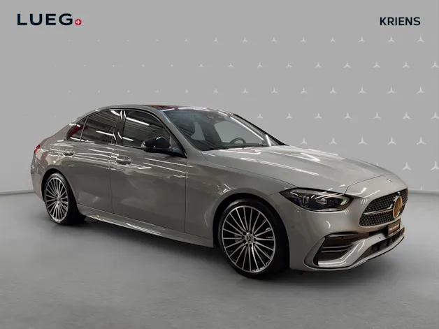 Mercedes-Benz C 300 d 4M - AMG / DISTRONIC / 360 Grad Kamera / Panorama-Dach