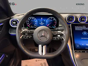 Mercedes-Benz C 300 d 4M - AMG / DISTRONIC / 360 Grad Kamera / Panorama-Dach
