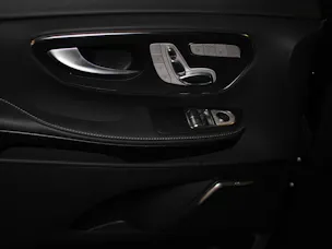 Mercedes-Benz V 300 d Swiss Edition 4MATIC