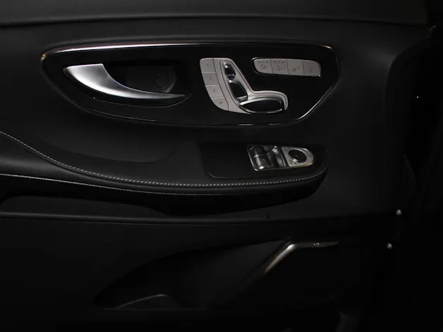 Mercedes-Benz V 300 d Swiss Edition 4MATIC