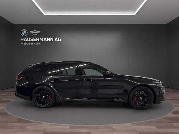 BMW M5 xDrive Touring