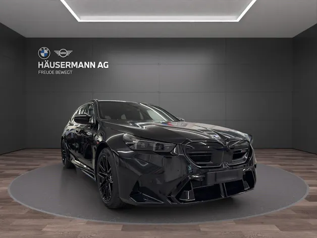 BMW M5 xDrive Touring