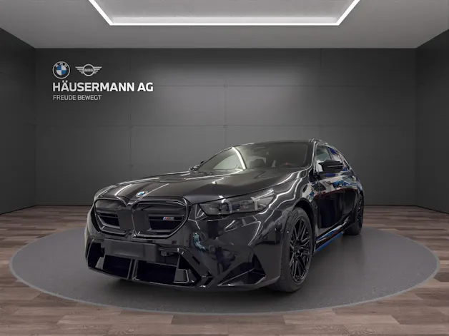 BMW M5 xDrive Touring