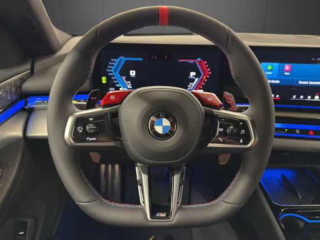 BMW M5 xDrive Touring