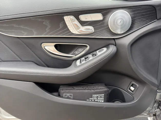 Mercedes-Benz C 300 AMG Line 7G-Tronic