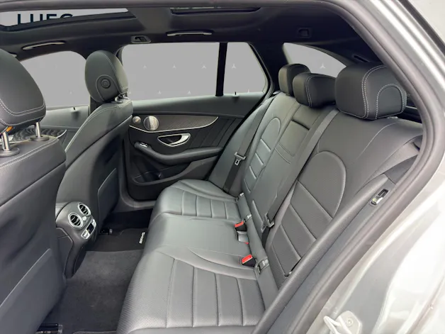 Mercedes-Benz C 300 AMG Line 7G-Tronic