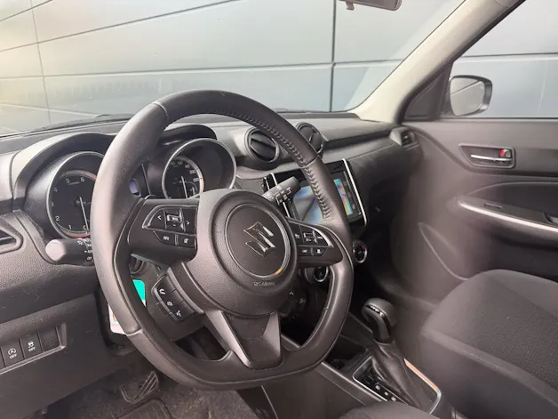 Suzuki Swift 1.2 Compact Top Hybrid CVT