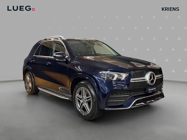 Mercedes-Benz GLE 300 d 4M - AMG / DISTRONIC / 360 Grad Kamera / Panorama-Dach