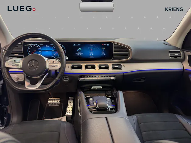 Mercedes-Benz GLE 300 d 4M - AMG / DISTRONIC / 360 Grad Kamera / Panorama-Dach