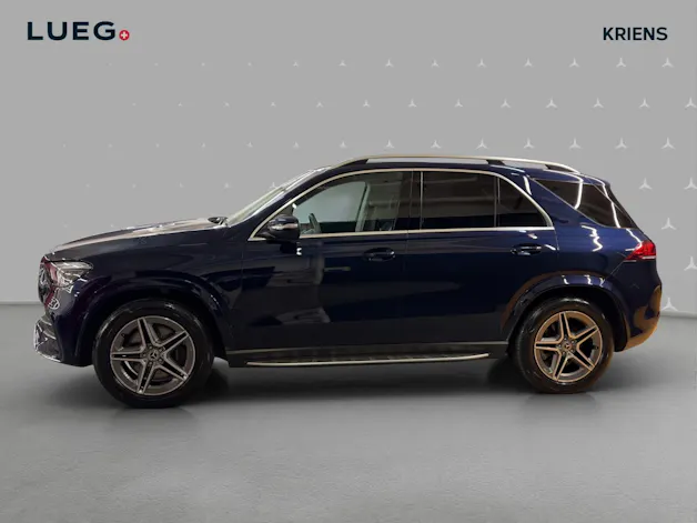 Mercedes-Benz GLE 300 d 4M - AMG / DISTRONIC / 360 Grad Kamera / Panorama-Dach