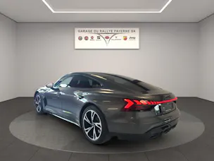 Audi e-tron GT quattro
