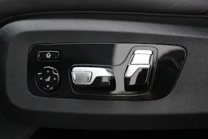 BMW XM xDrive LABEL Individual *INTERLAGOS BLAU*