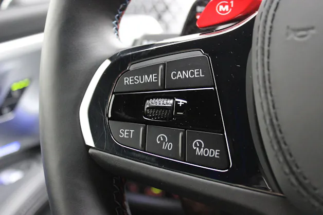 BMW XM xDrive LABEL Individual *INTERLAGOS BLAU*