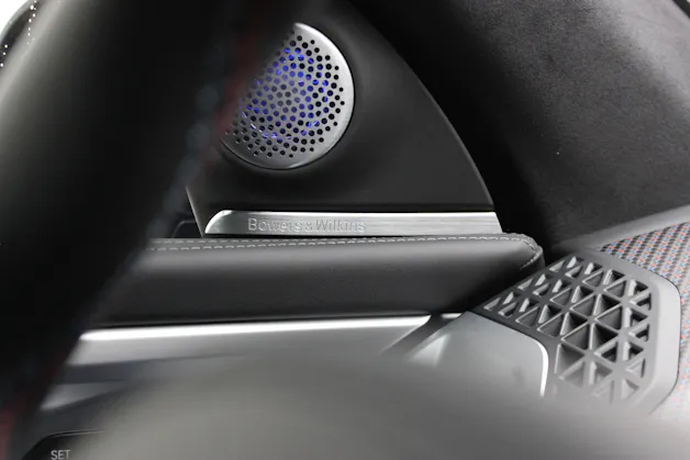 BMW XM xDrive LABEL Individual *INTERLAGOS BLAU*