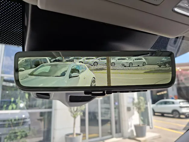 VW Caravelle 2.5TSI eHYBRID 16,5 kWh Life Aut.8