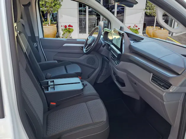 VW Caravelle 2.5TSI eHYBRID 16,5 kWh Life Aut.8