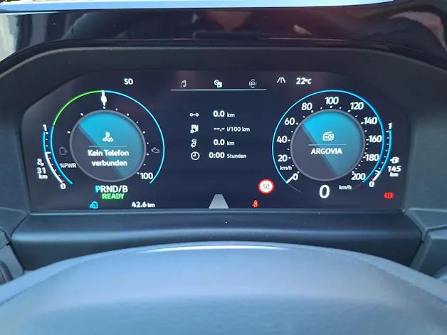 VW Caravelle 2.5TSI eHYBRID 16,5 kWh Life Aut.8