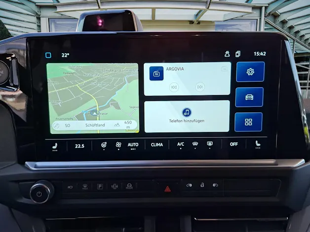 VW Caravelle 2.5TSI eHYBRID 16,5 kWh Life Aut.8