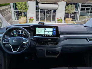 VW Caravelle 2.5TSI eHYBRID 16,5 kWh Life Aut.8