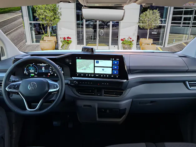 VW Caravelle 2.5TSI eHYBRID 16,5 kWh Life Aut.8