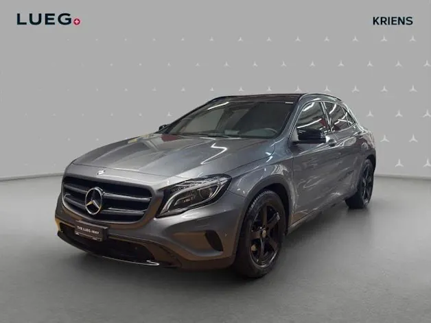 Mercedes-Benz GLA 220 CDI 4M - Urban / Rückfahrkamera / Panorama-Dach / Memory-Paket