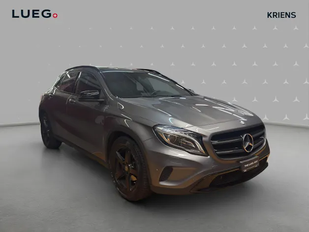 Mercedes-Benz GLA 220 CDI 4M - Urban / Rückfahrkamera / Panorama-Dach / Memory-Paket
