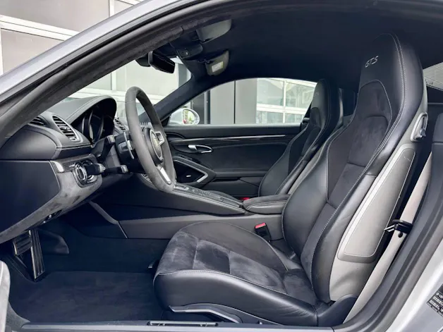 Porsche 718 Cayman GTS